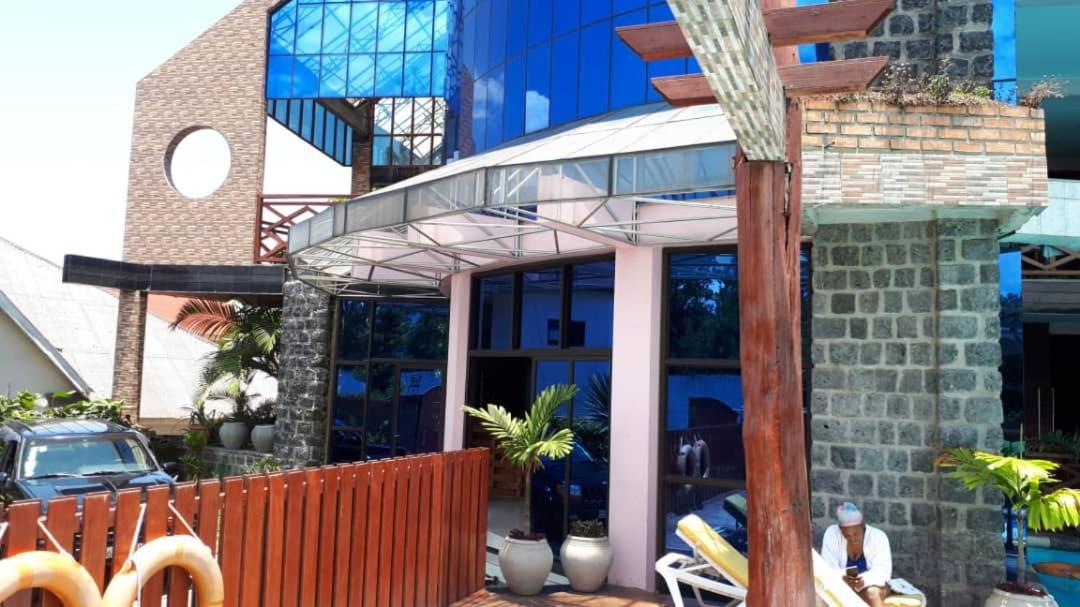 ホテルVip Palace 2 Goma エクステリア 写真